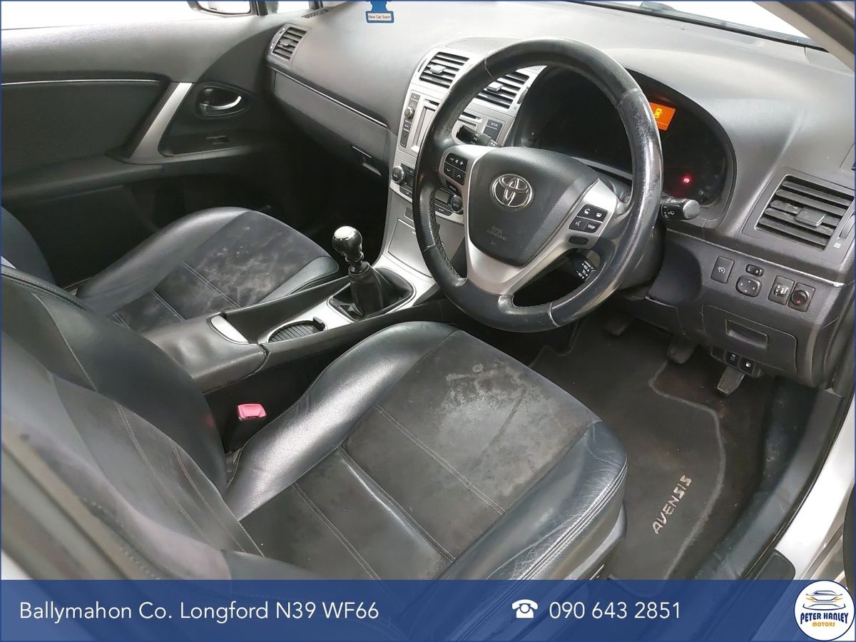 Toyota Avensis D-4D 125 (2.0) Terra Saloon