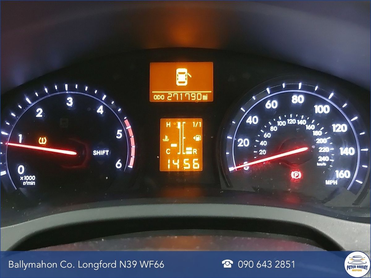 Toyota Avensis D-4D 125 (2.0) Terra Saloon