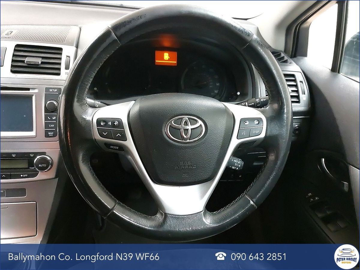 Toyota Avensis D-4D 125 (2.0) Terra Saloon