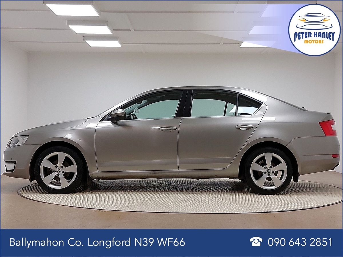 Skoda Octavia STYLE 1.6TDI 90HP