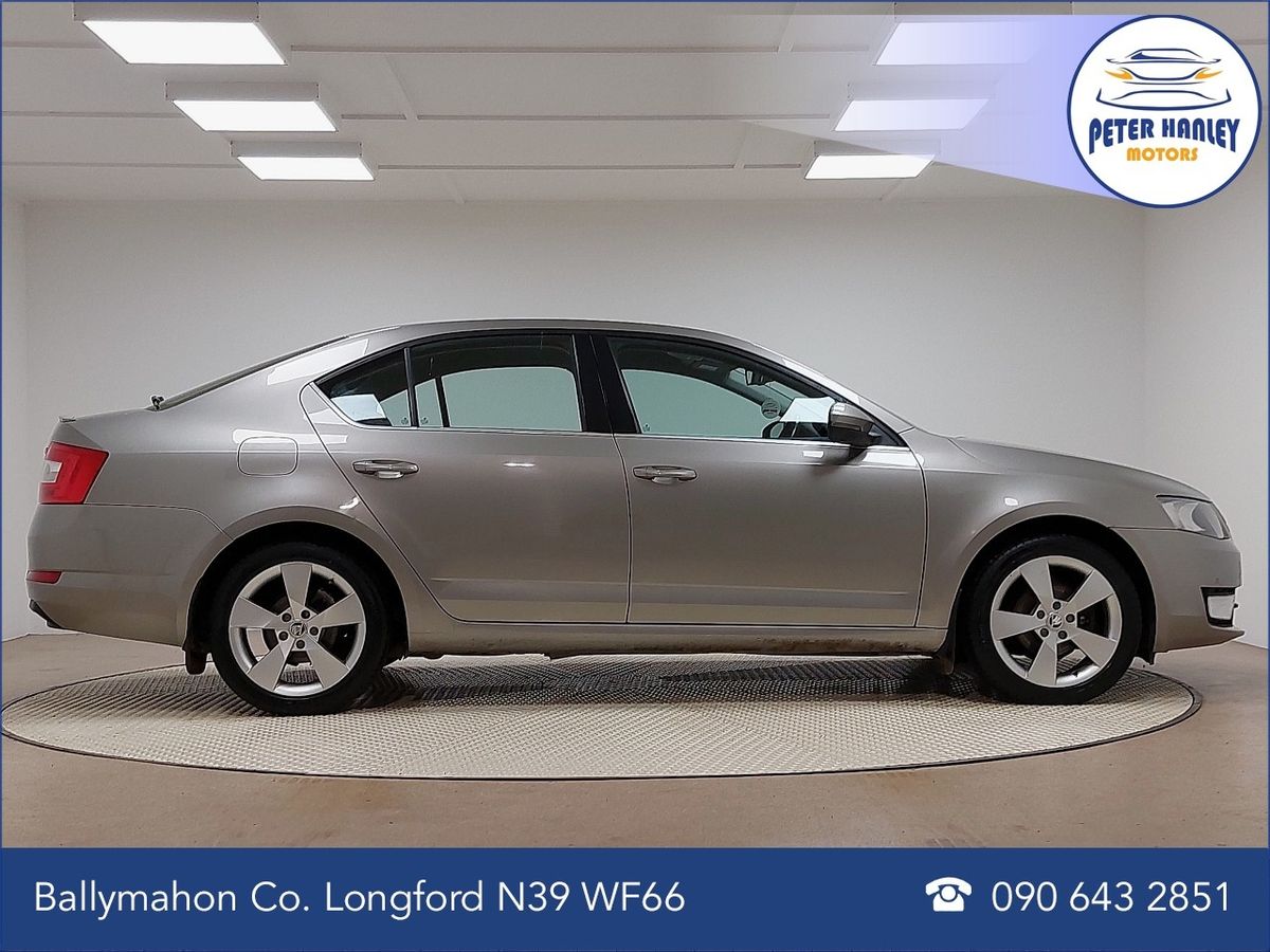 Skoda Octavia STYLE 1.6TDI 90HP