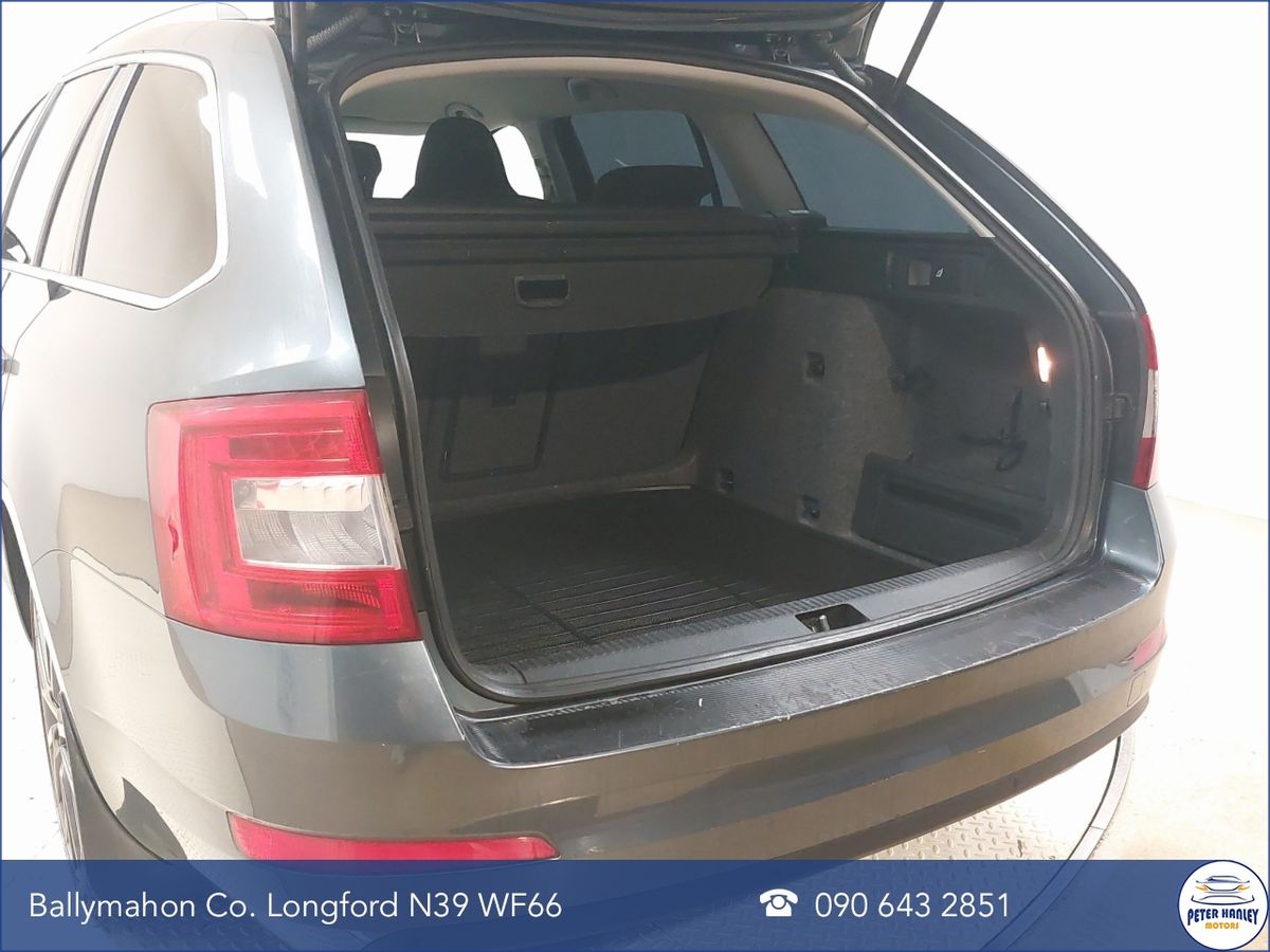 Skoda Octavia COMBI STYLE 1.6TDI 110HP