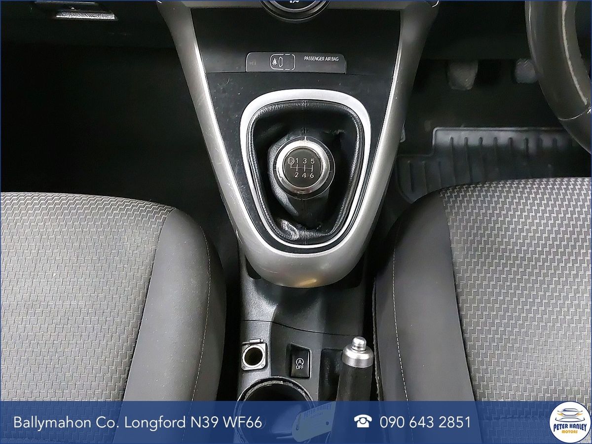 Toyota Verso 1.6 D-4D 112bhp Aura (7 seater)