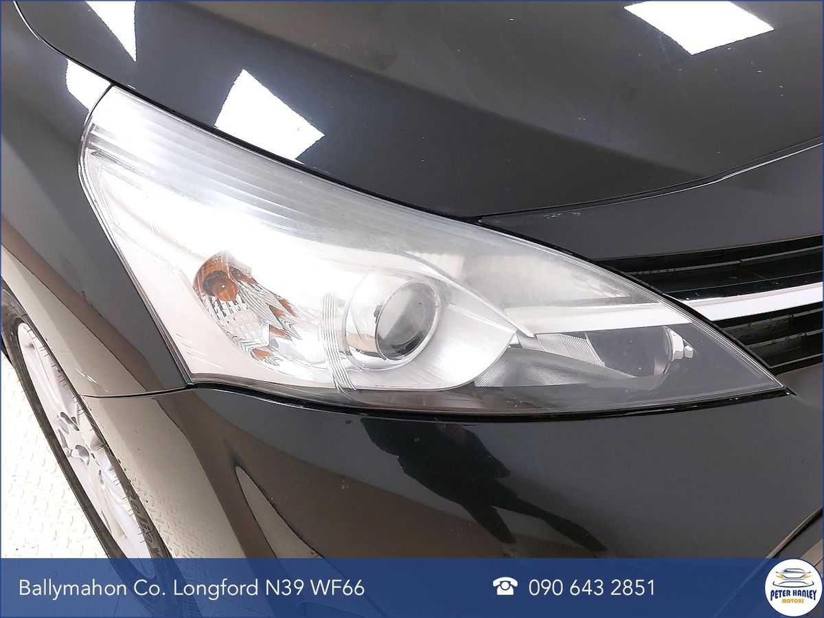 Toyota Verso 1.6 D-4D 112bhp Aura (7 seater)