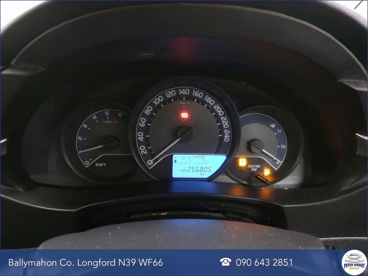 Toyota Corolla D-4D 90 (1.4) Terra