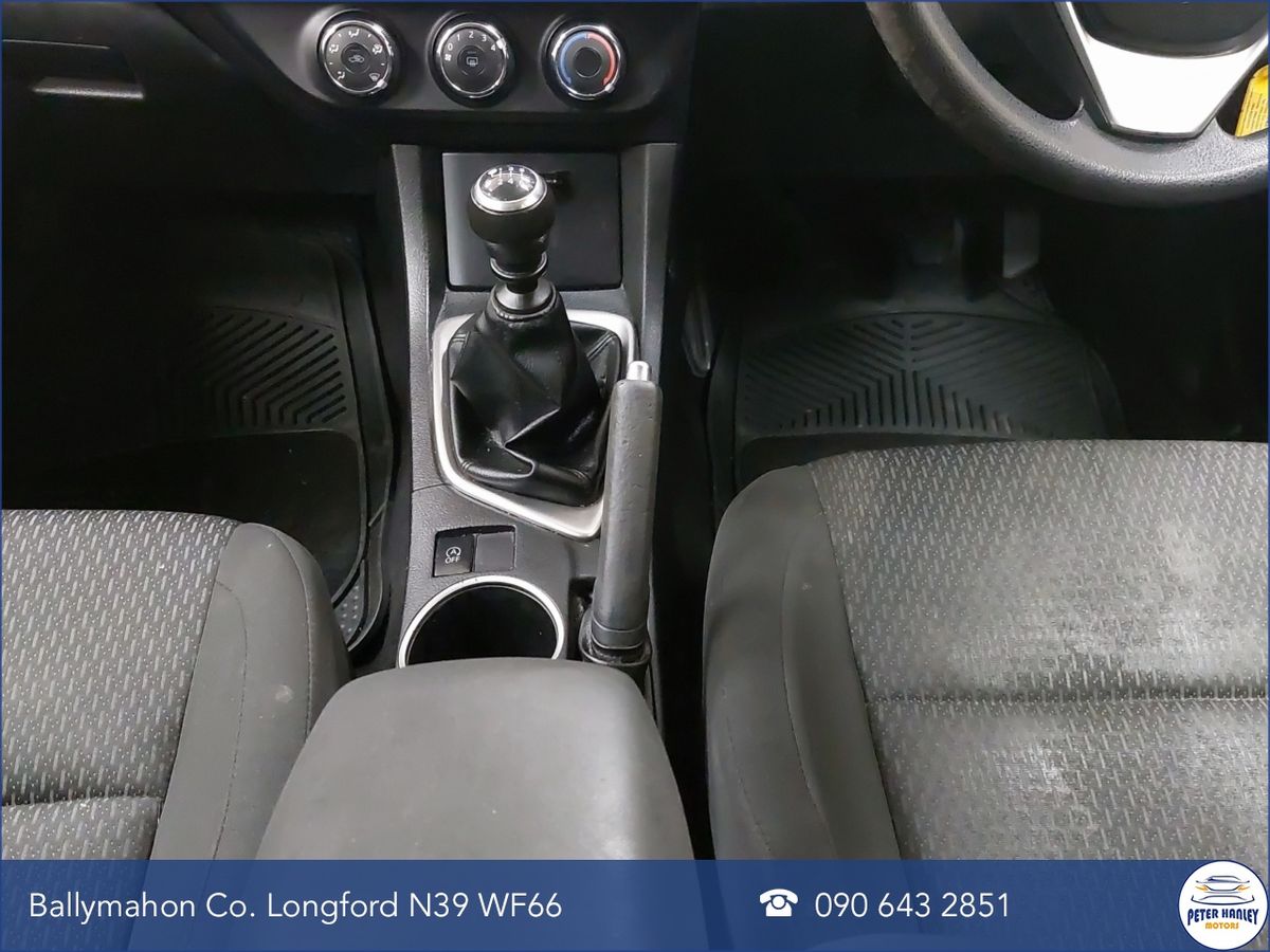 Toyota Corolla D-4D 90 (1.4) Terra