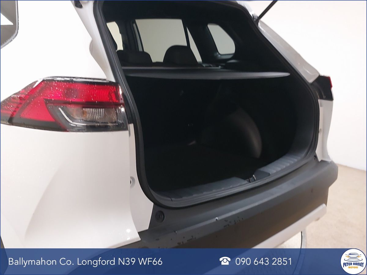 Toyota Corolla Cross 1.8 Hybrid Sol Hatchback