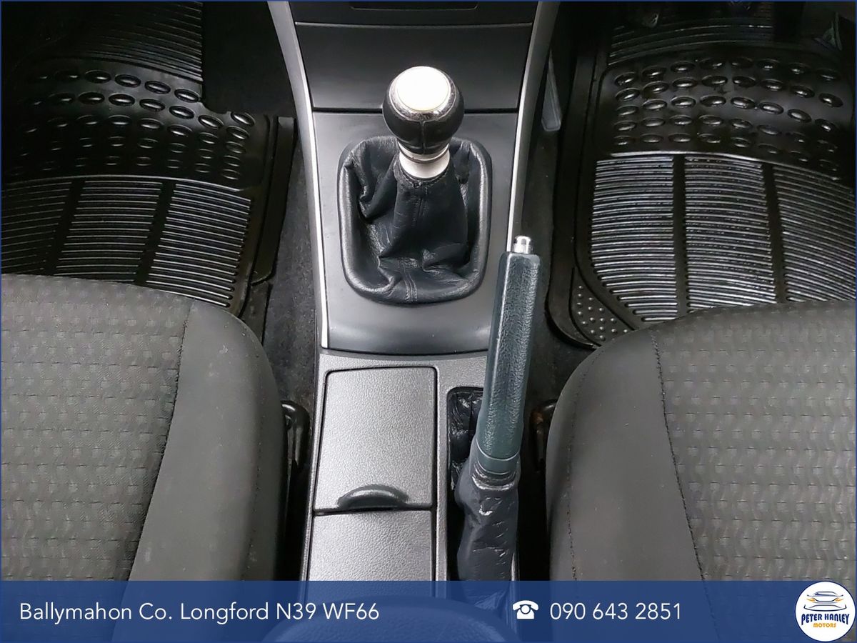 Toyota Corolla 1.4 D-4D 4Dr Terra