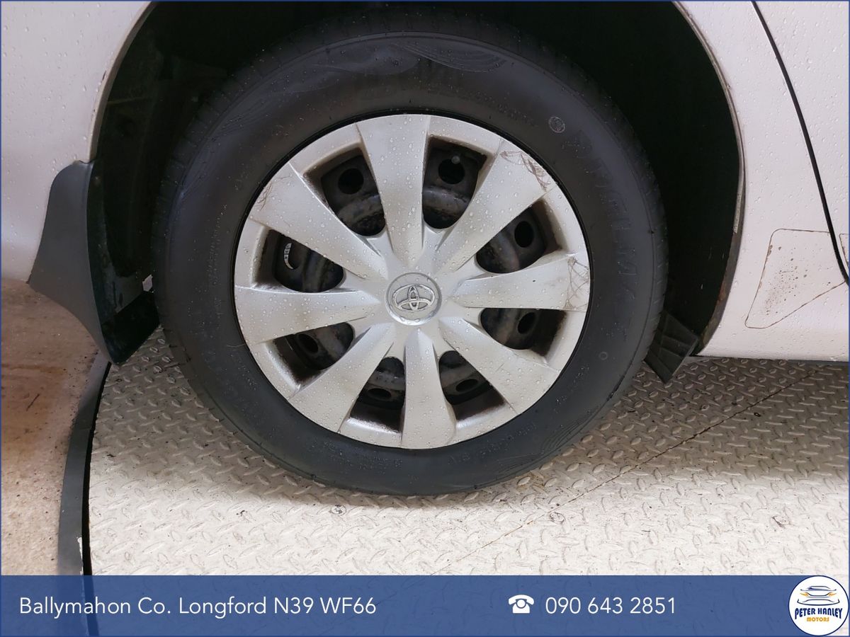 Toyota Corolla 1.4 D-4D 4Dr Terra