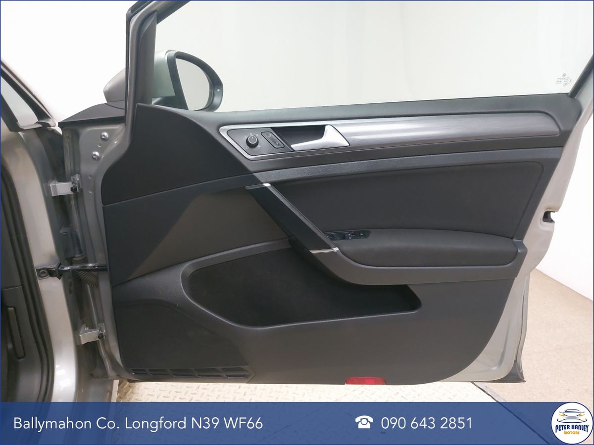 Volkswagen Golf Golf Se Tsi Bmt  SE  TSi 110 BlueMotion Start/Stop