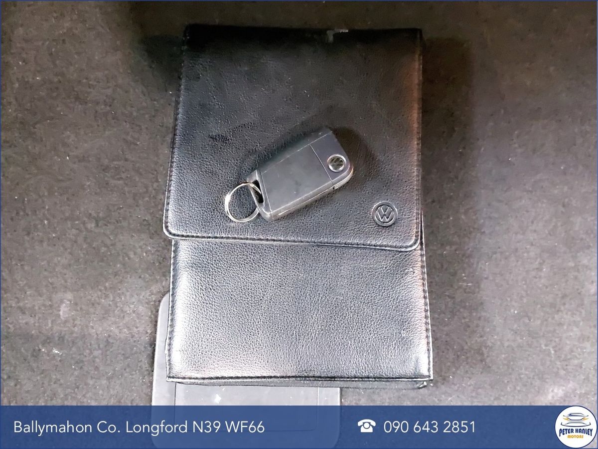 Volkswagen Golf 1.6 TDI 5DR 110HP BlueMotion