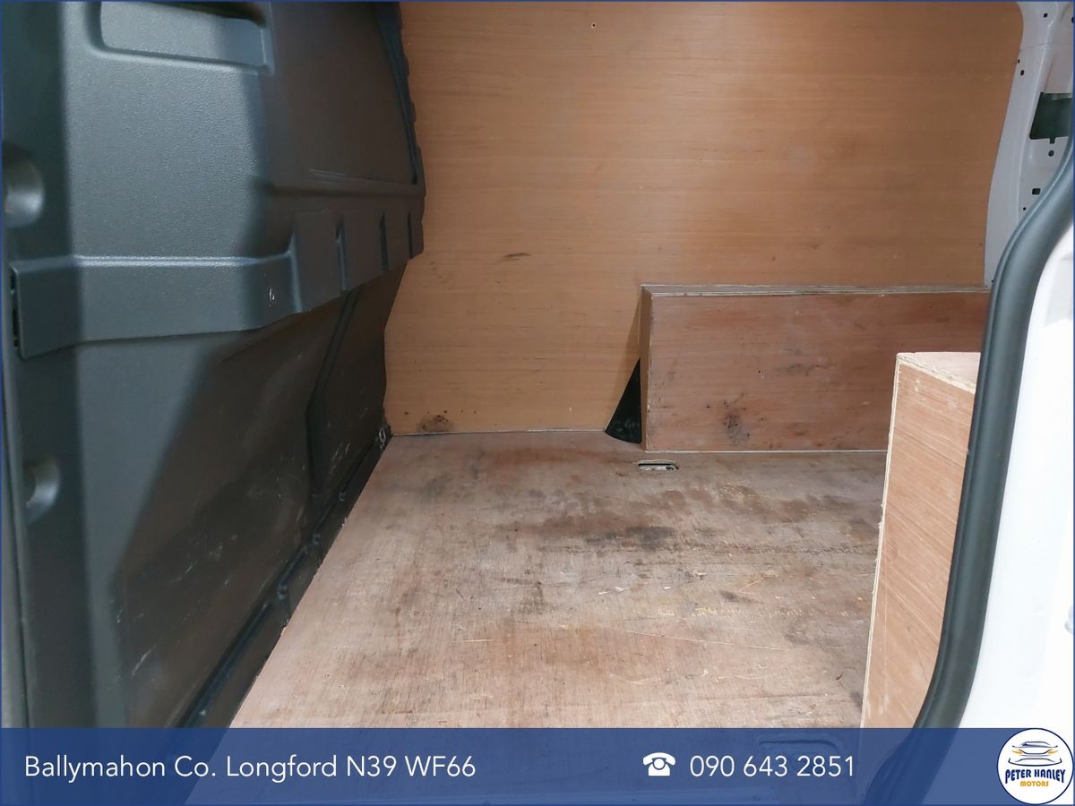 Volkswagen Caddy CADDY CARGO TDI 75BHP  M6F 5DR