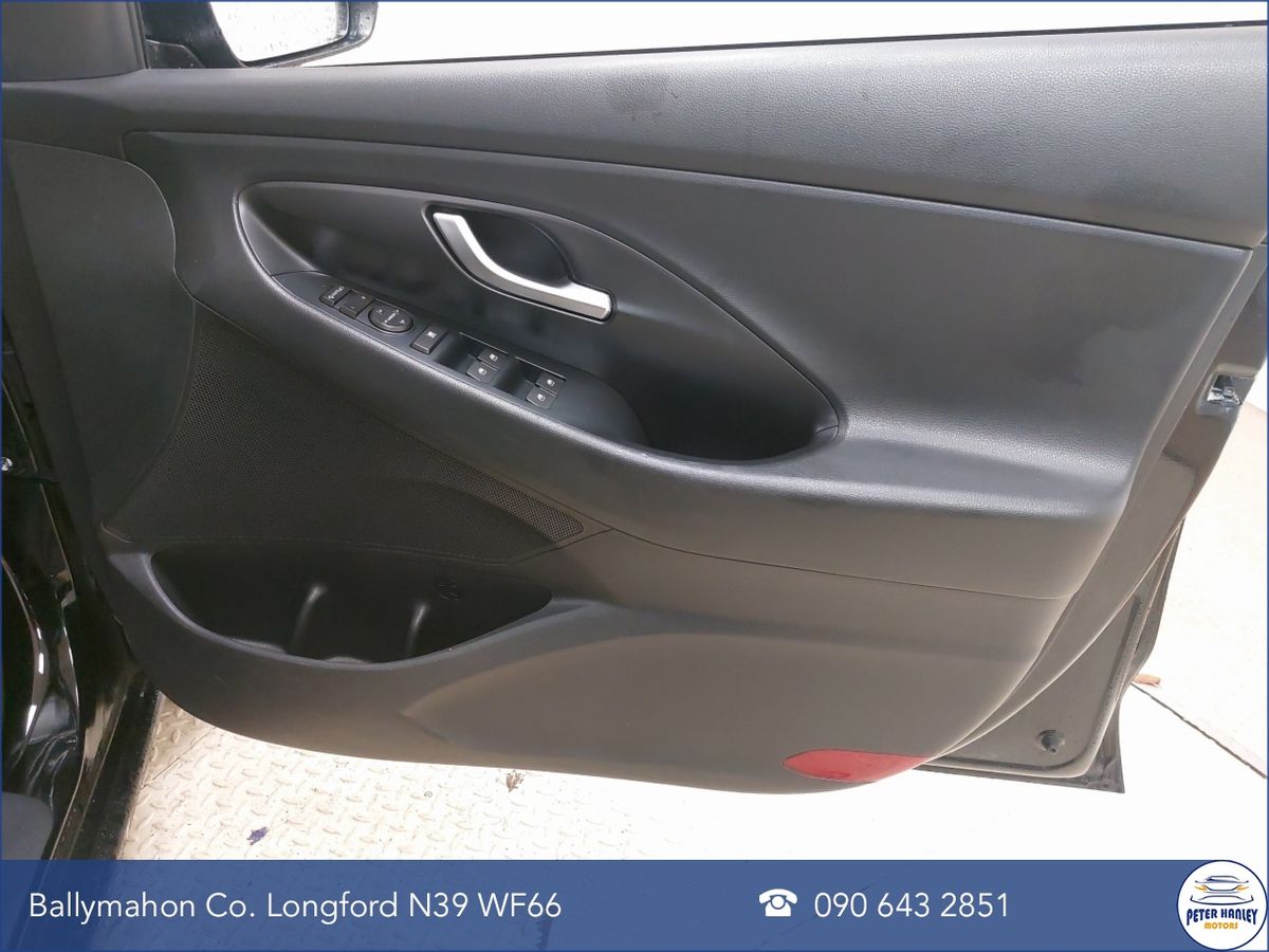 Hyundai i30 I30 Se Nav T-Gdi  SE Nav  T-GDi 140 Blue Drive ISG Start/Stop