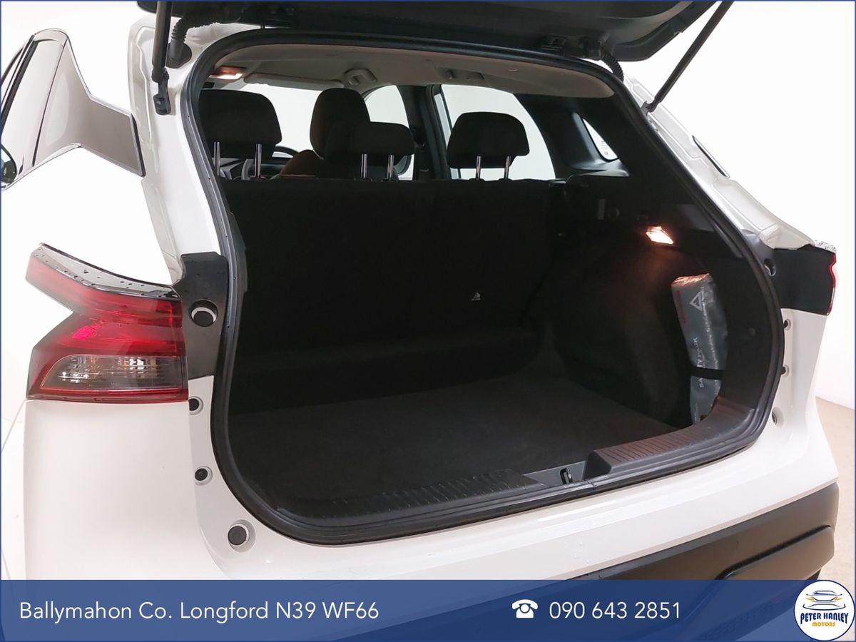 Nissan Qashqai 1.3 PET MILD HYBRID XE