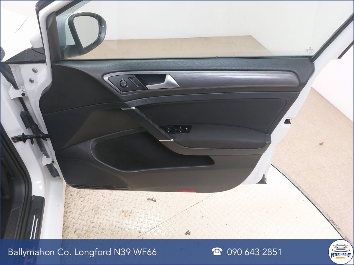 Volkswagen Golf 1.0 TSI 3DR 110HP Trendline