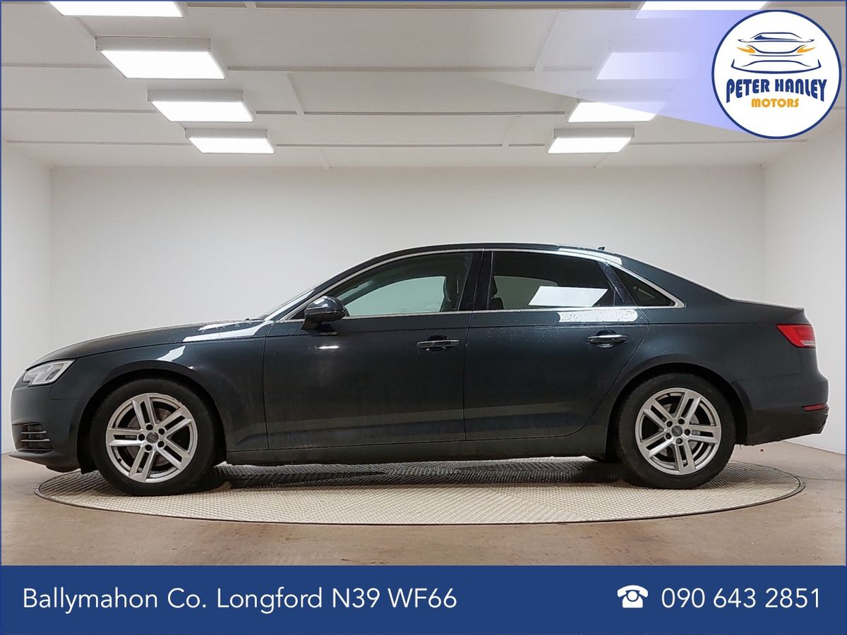 Audi A4 2.0TDI 150HP Attraction Ultra