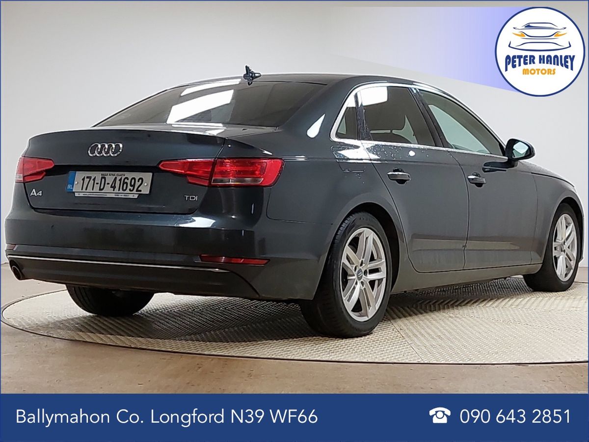 Audi A4 2.0TDI 150HP Attraction Ultra
