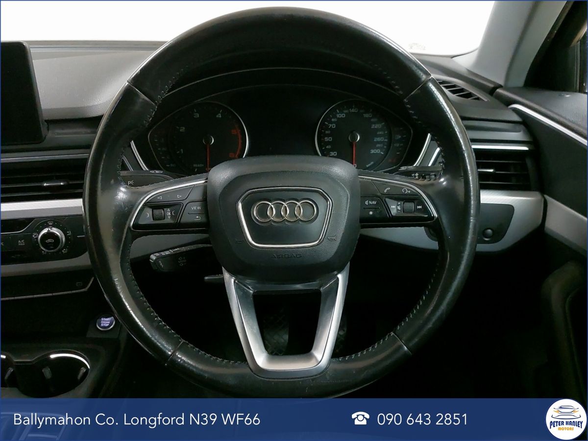 Audi A4 2.0TDI 150HP Attraction Ultra