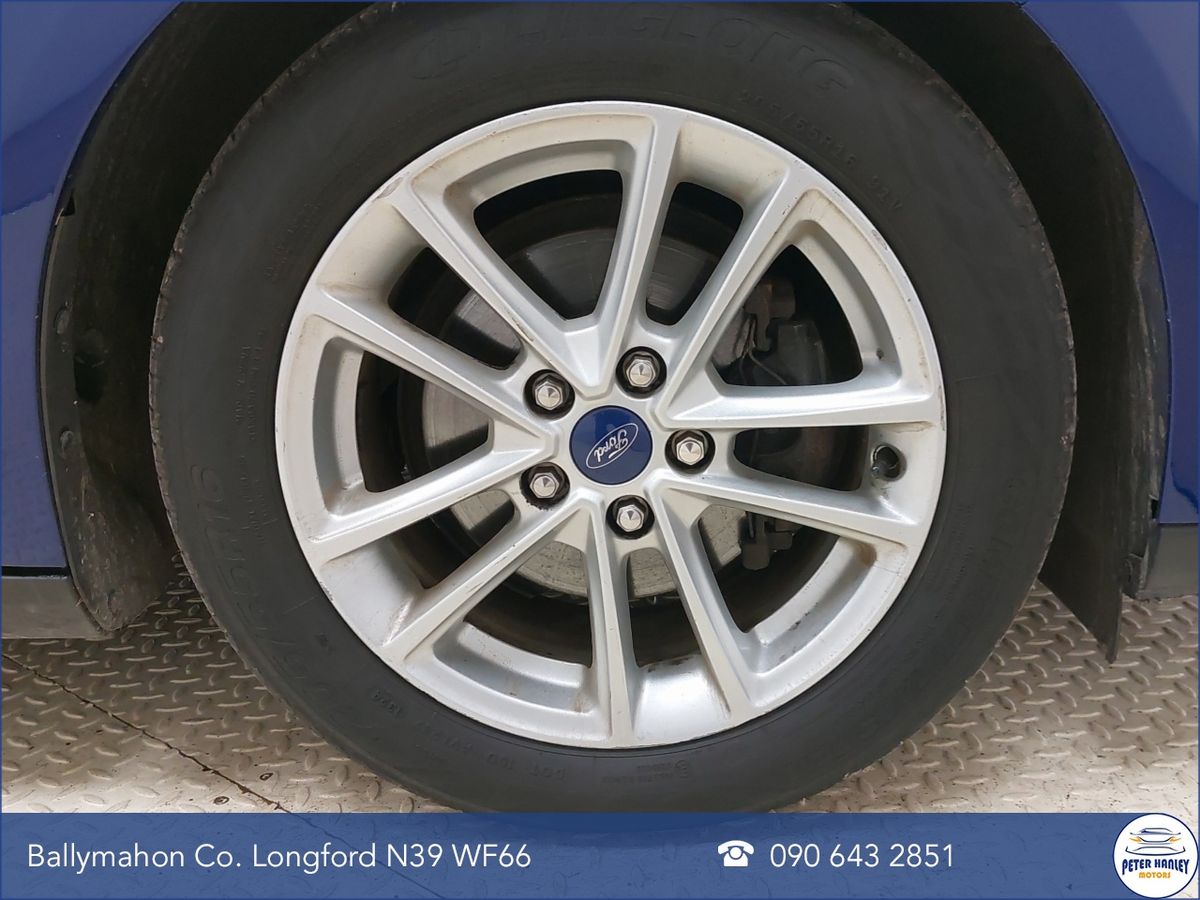 Ford Focus Focus Zetec Tdci  Zetec  1.5 TDCi 120 Start/Stop