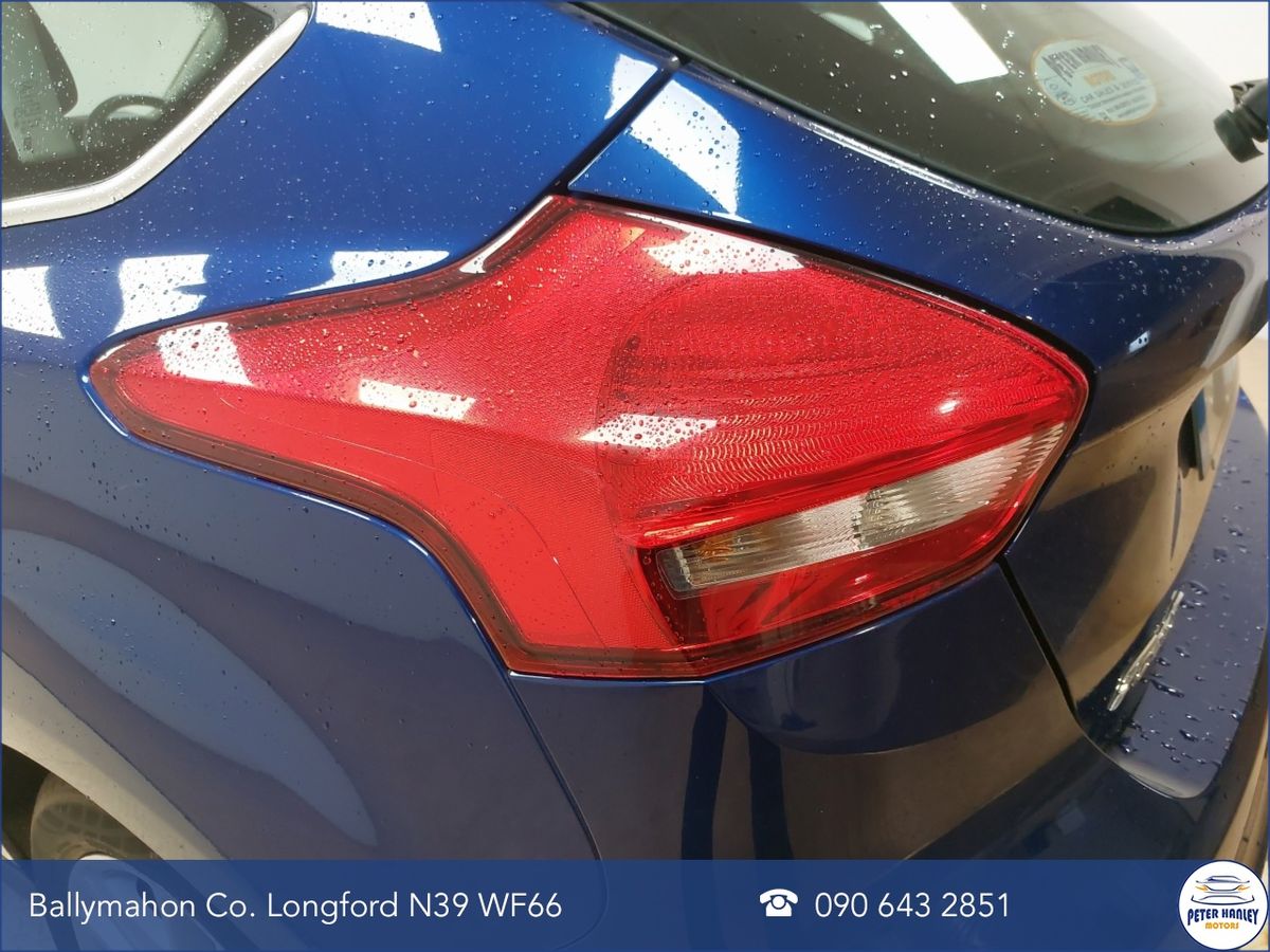 Ford Focus Focus Zetec Tdci  Zetec  1.5 TDCi 120 Start/Stop