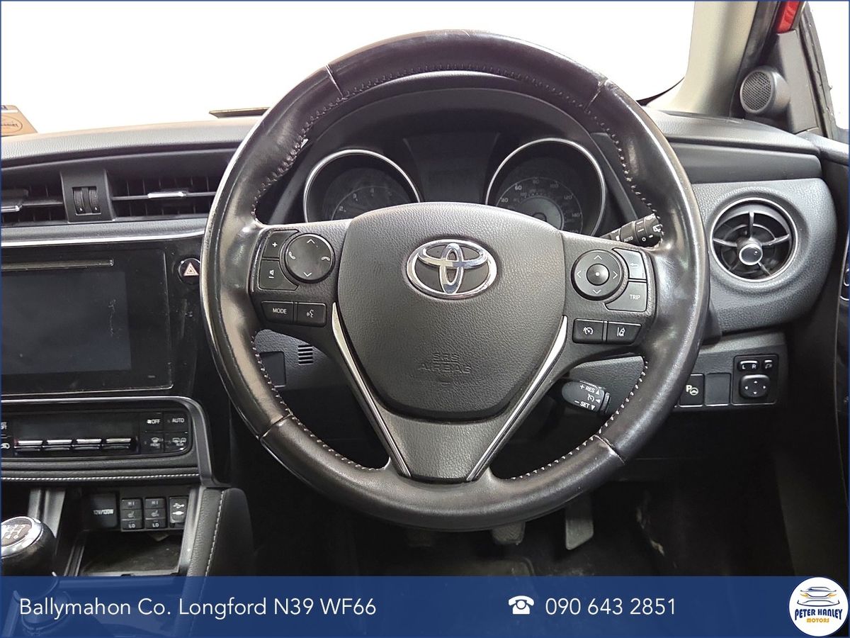 Toyota Auris Auris Excel Tss Vvt-I  Excel TSS  1.2 T 116 Start/Stop