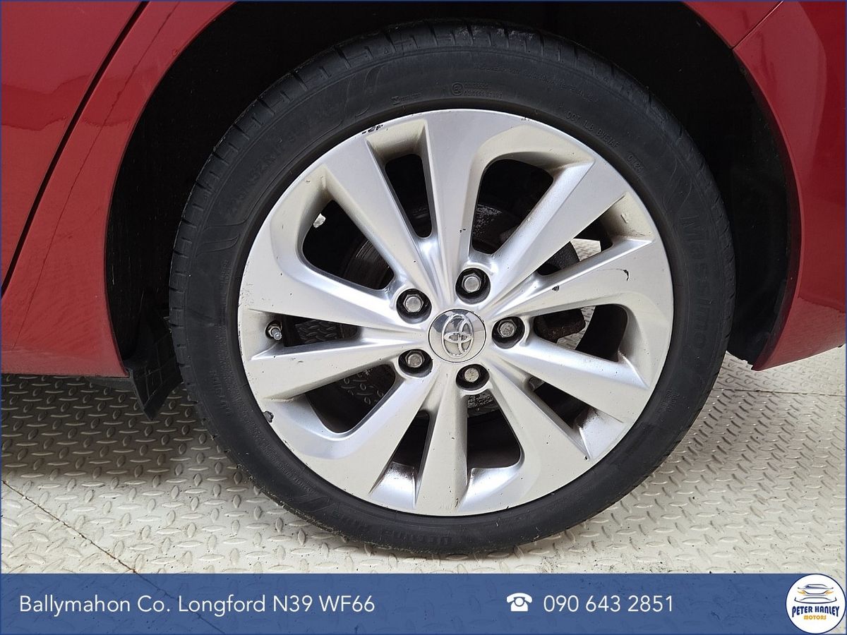 Toyota Auris Auris Excel Tss Vvt-I  Excel TSS  1.2 T 116 Start/Stop