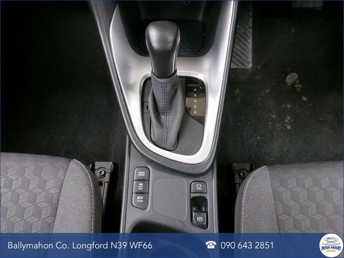 Toyota Yaris Yaris Hybrid Luna