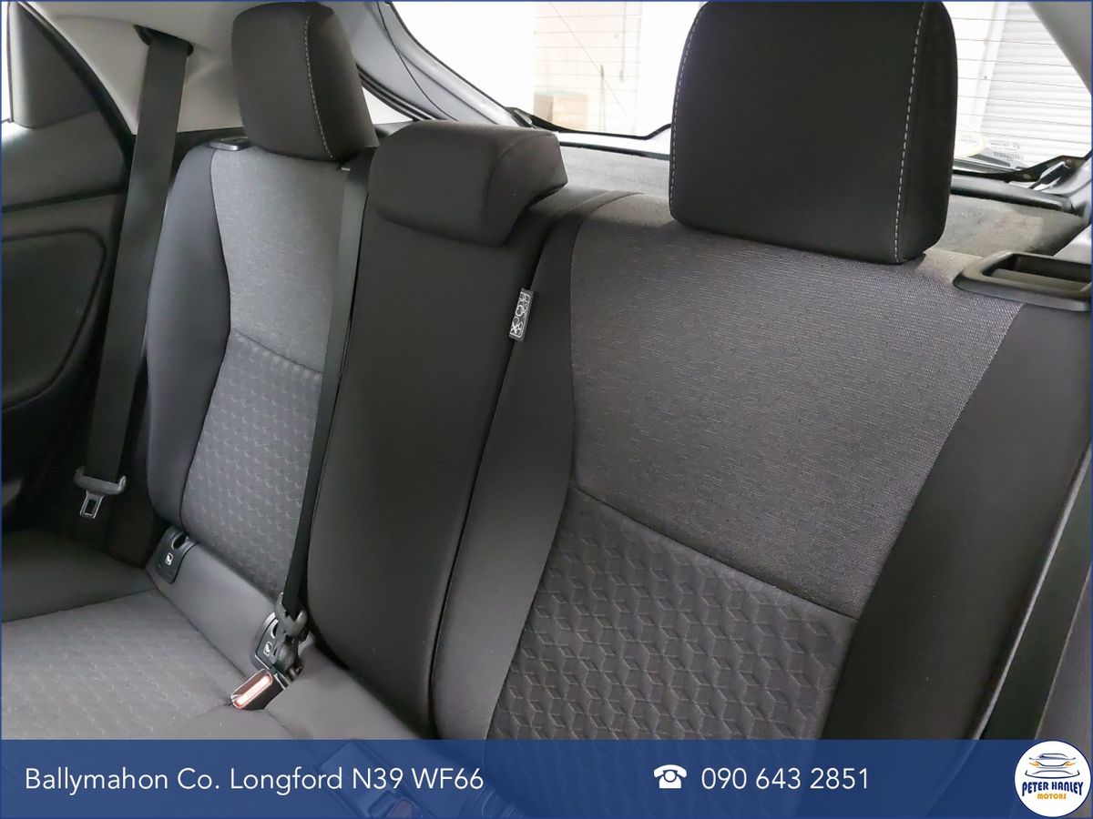 Toyota Yaris Yaris Hybrid Luna