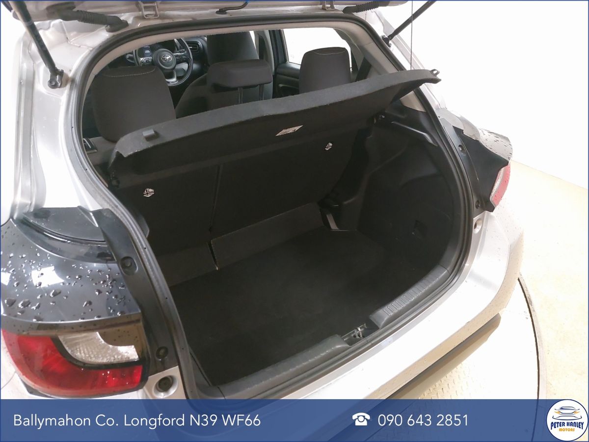 Toyota Yaris Yaris Hybrid Luna