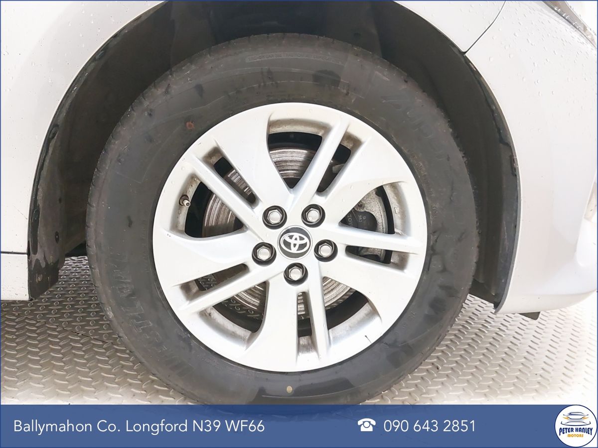 Toyota Yaris Yaris Hybrid Luna