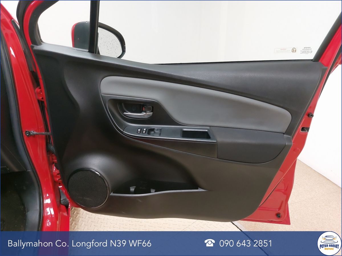 Toyota Yaris Yaris Icon Tech Vvt-I  Icon Tech  VVT-i Start/Stop