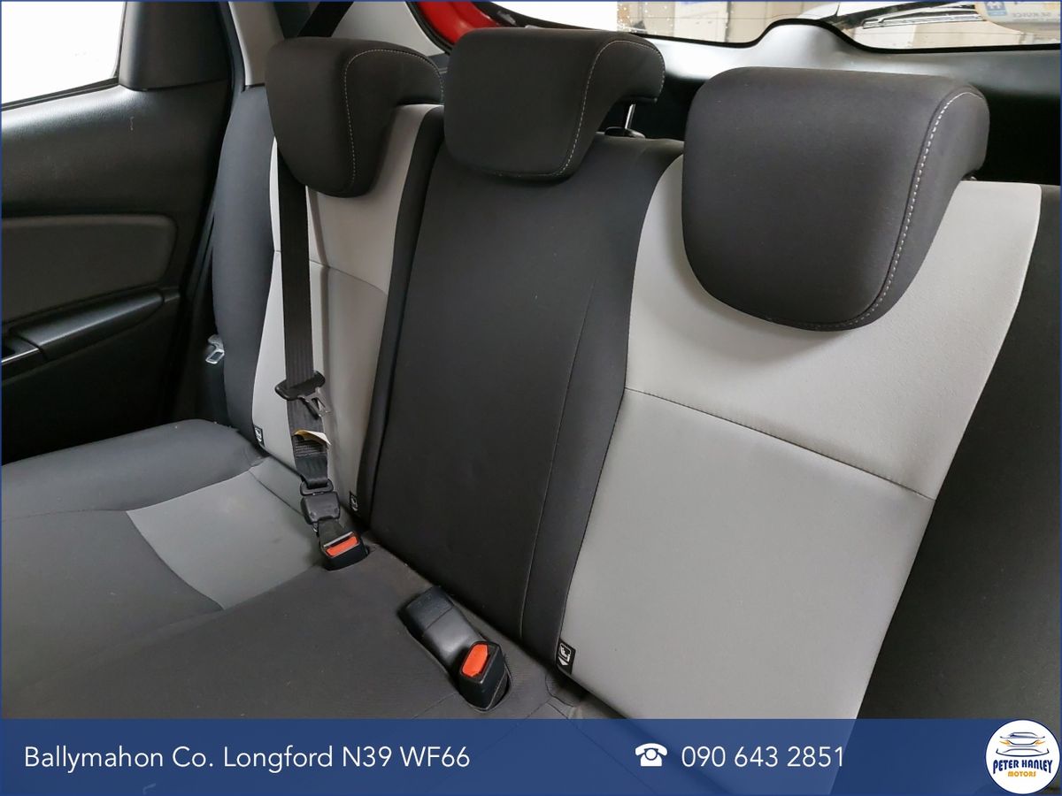 Toyota Yaris Yaris Icon Tech Vvt-I  Icon Tech  VVT-i Start/Stop