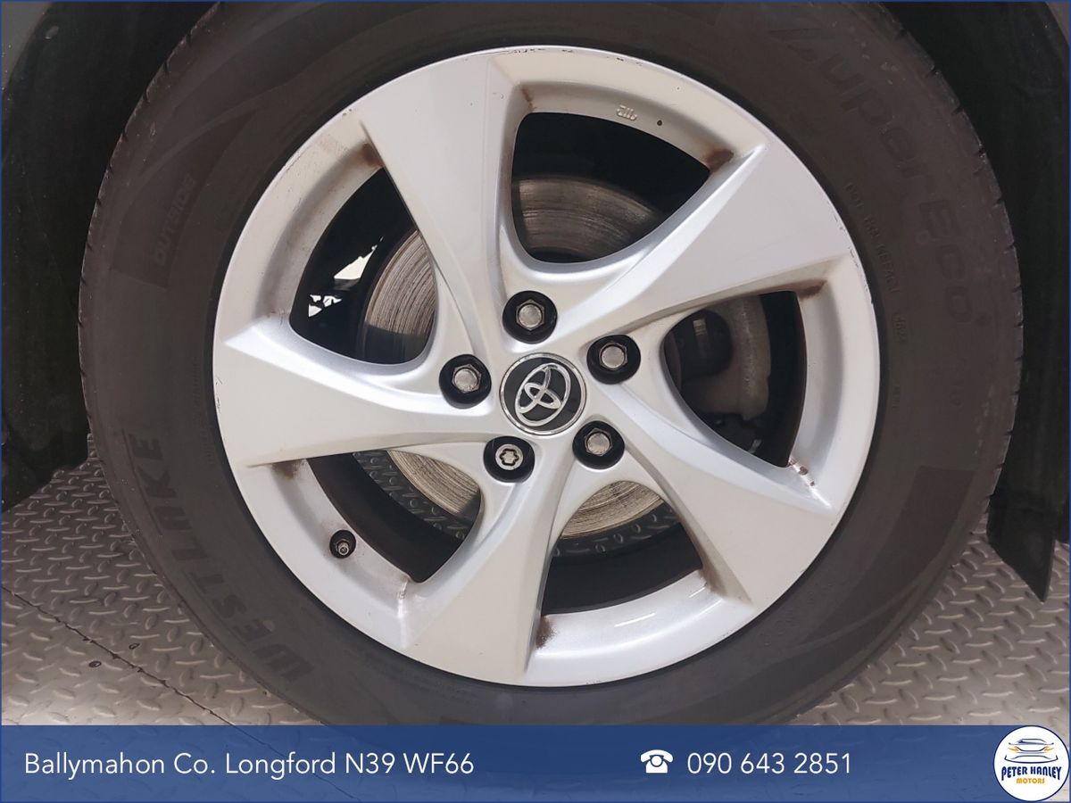 Toyota C-HR 1.8 HYBRID LUNA