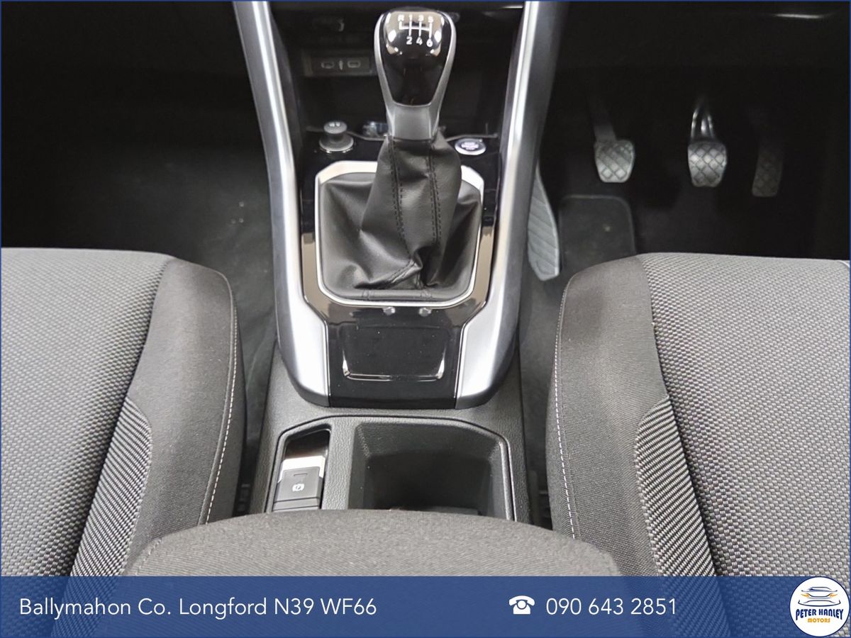 Volkswagen T-Roc T-ROC EDITION 75 1.0TSI M6F 116HP