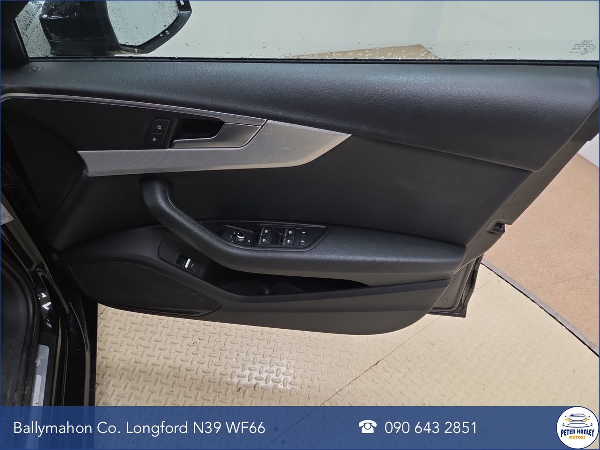 Audi A4 2.0TDI 150HP SE Ultra 18