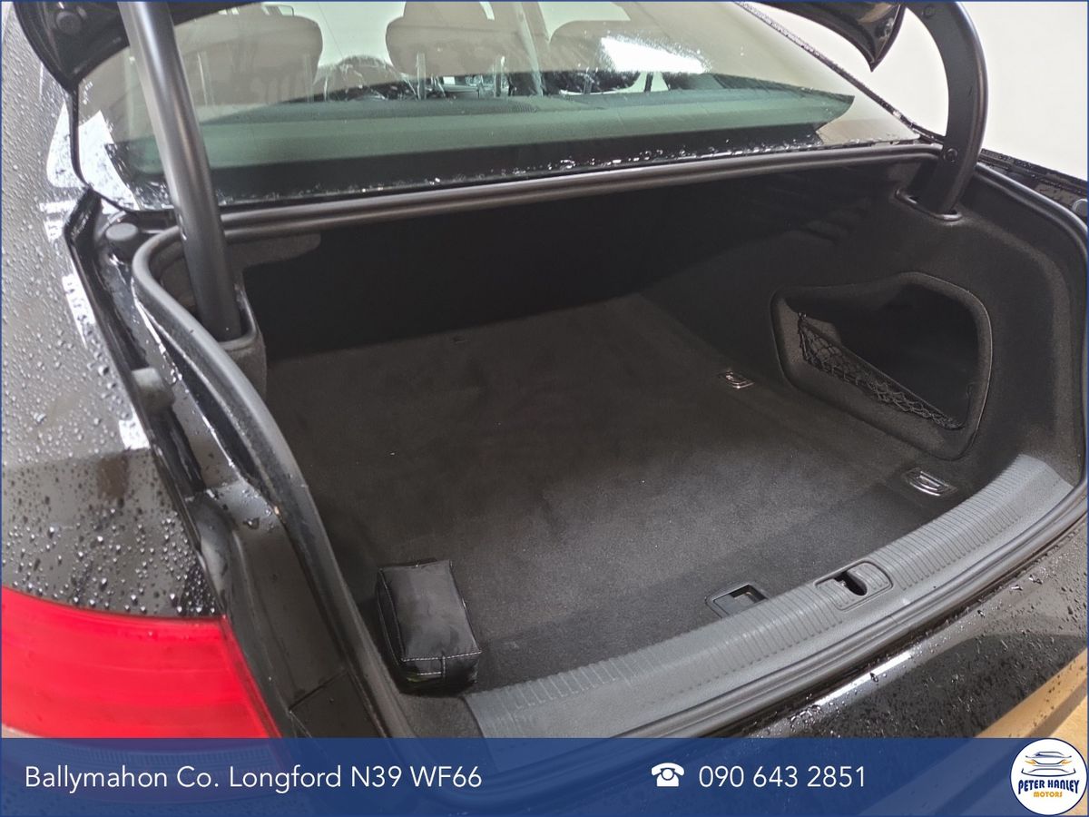 Audi A4 2.0TDI 150HP SE Ultra 18