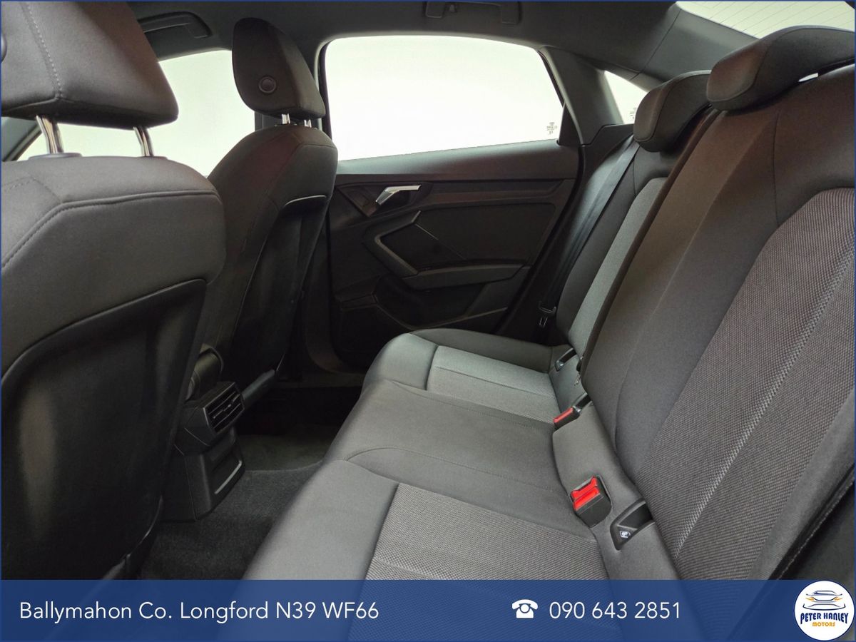 Audi A3 30 TFSI 110HP SE