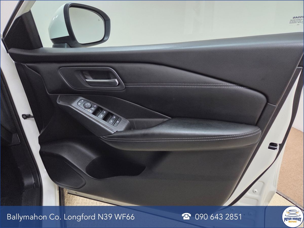 Nissan Qashqai 1.3 PET MILD HYBRID SV