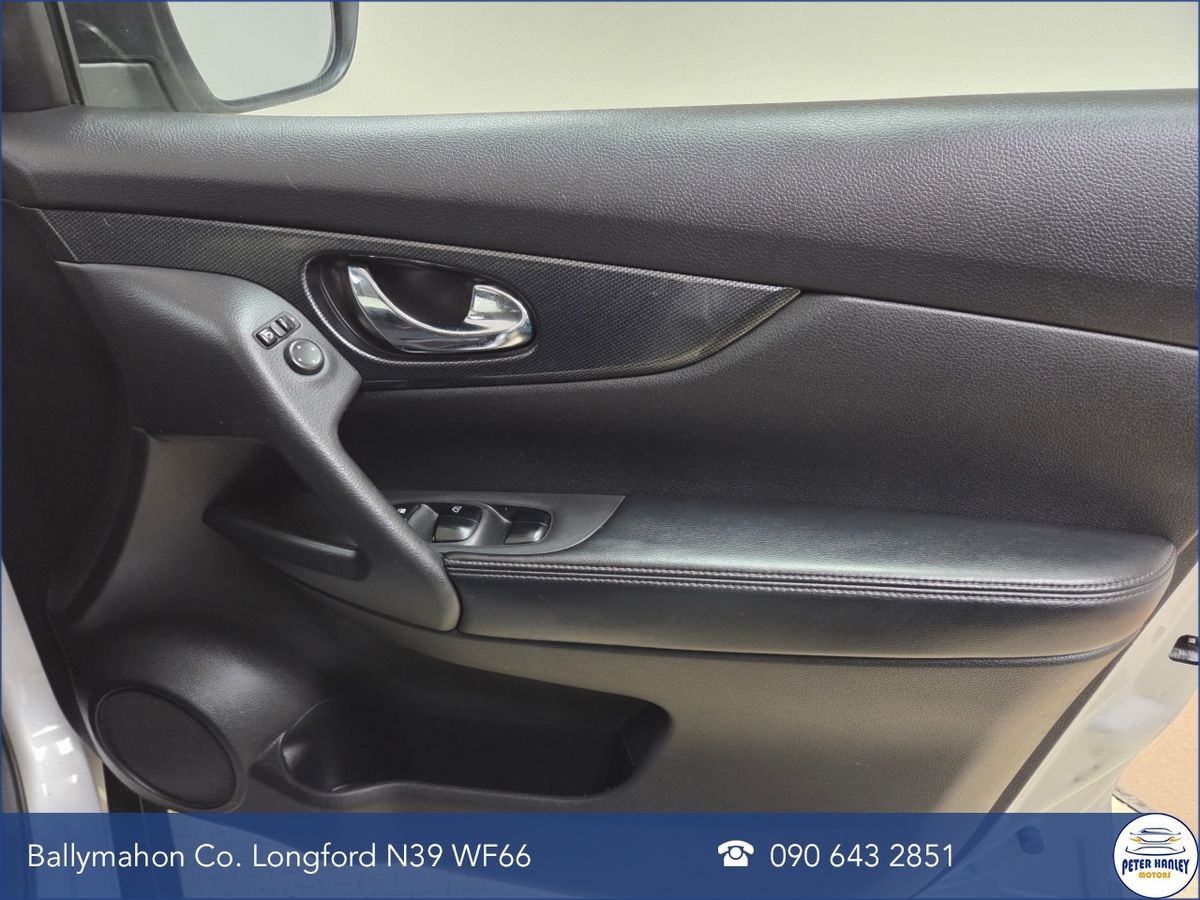 Nissan X-Trail 1.6d SV 7 Seats Design Pack