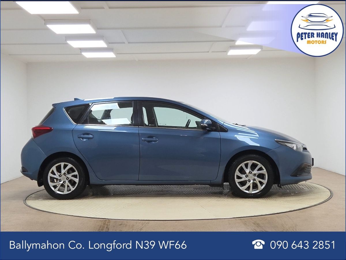 Toyota Auris 1.4 D-4D (90) 5Dr Luna