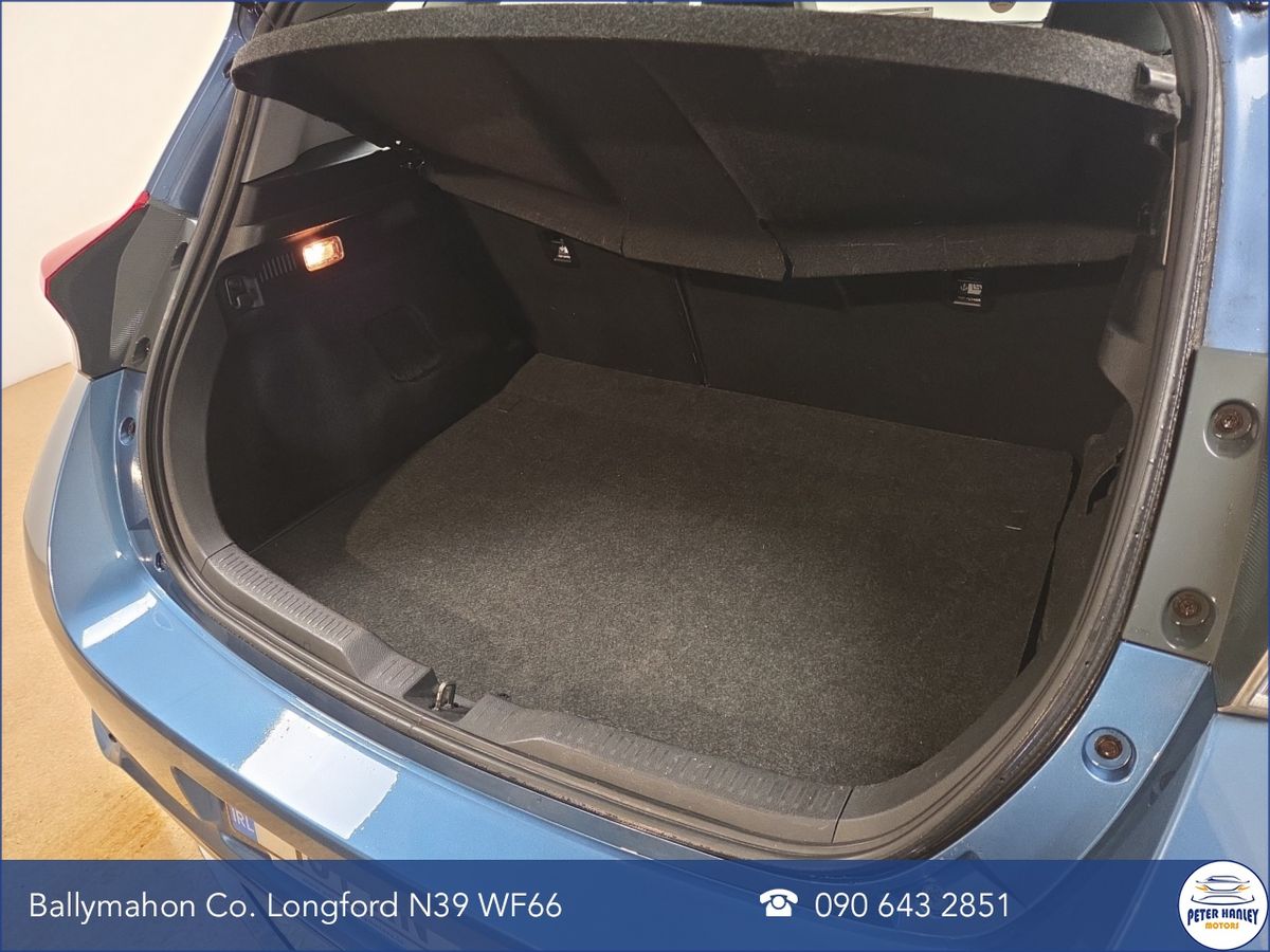 Toyota Auris 1.4 D-4D (90) 5Dr Luna