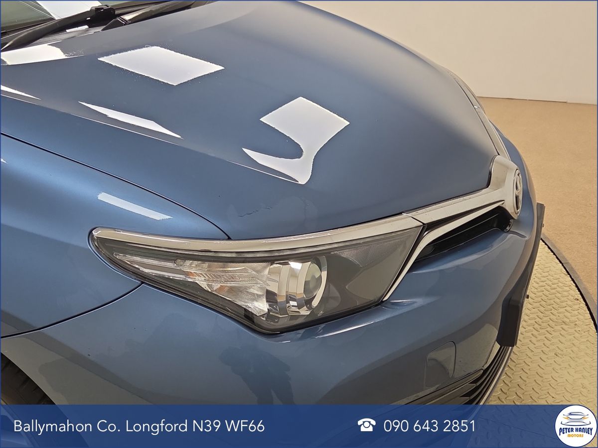 Toyota Auris 1.4 D-4D (90) 5Dr Luna