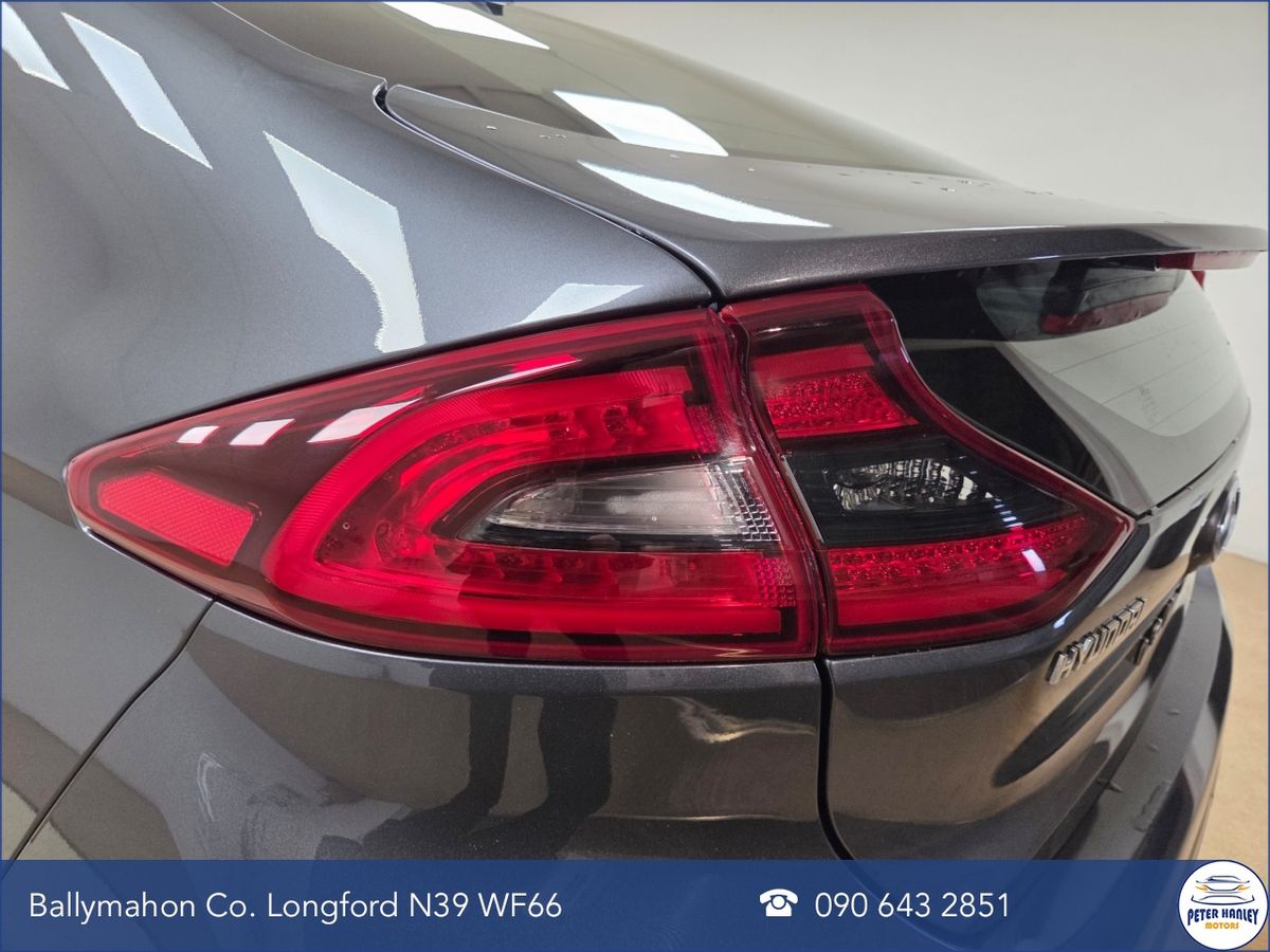 Hyundai IONIQ 1.6 Hybrid