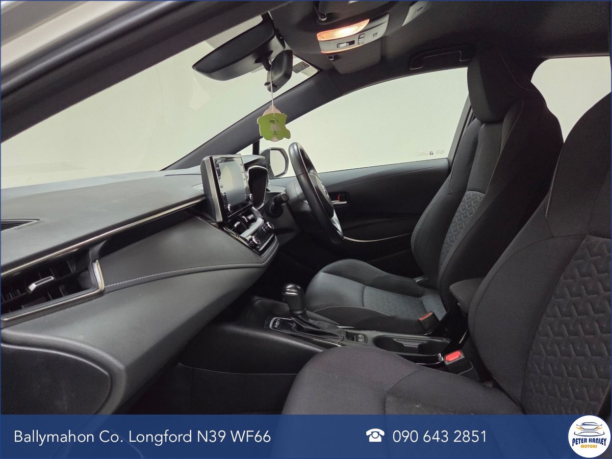 Toyota Corolla 1.8 Hybrid Luna Hatchback