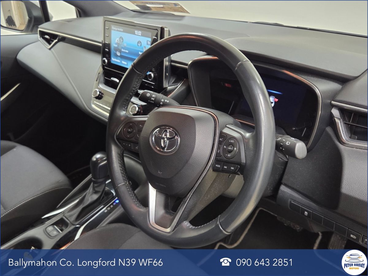Toyota Corolla 1.8 Hybrid Luna Hatchback