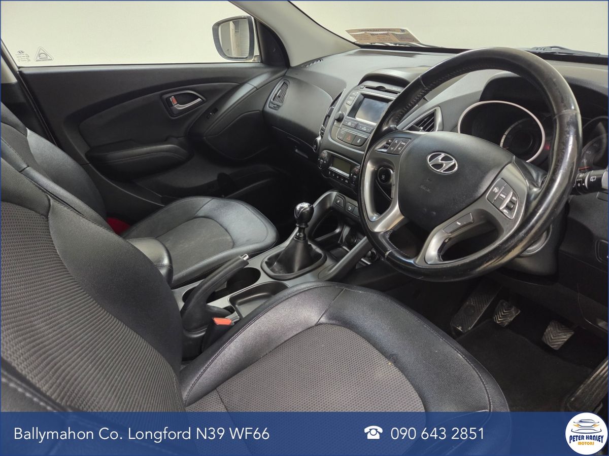 Hyundai ix35 2.0 Diesel Executive 4WD 136hp