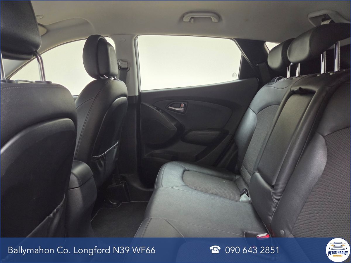 Hyundai ix35 2.0 Diesel Executive 4WD 136hp
