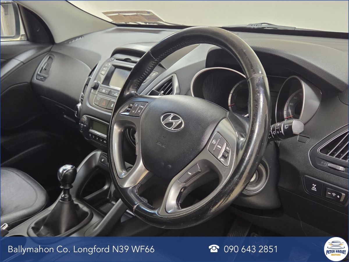 Hyundai ix35 2.0 Diesel Executive 4WD 136hp