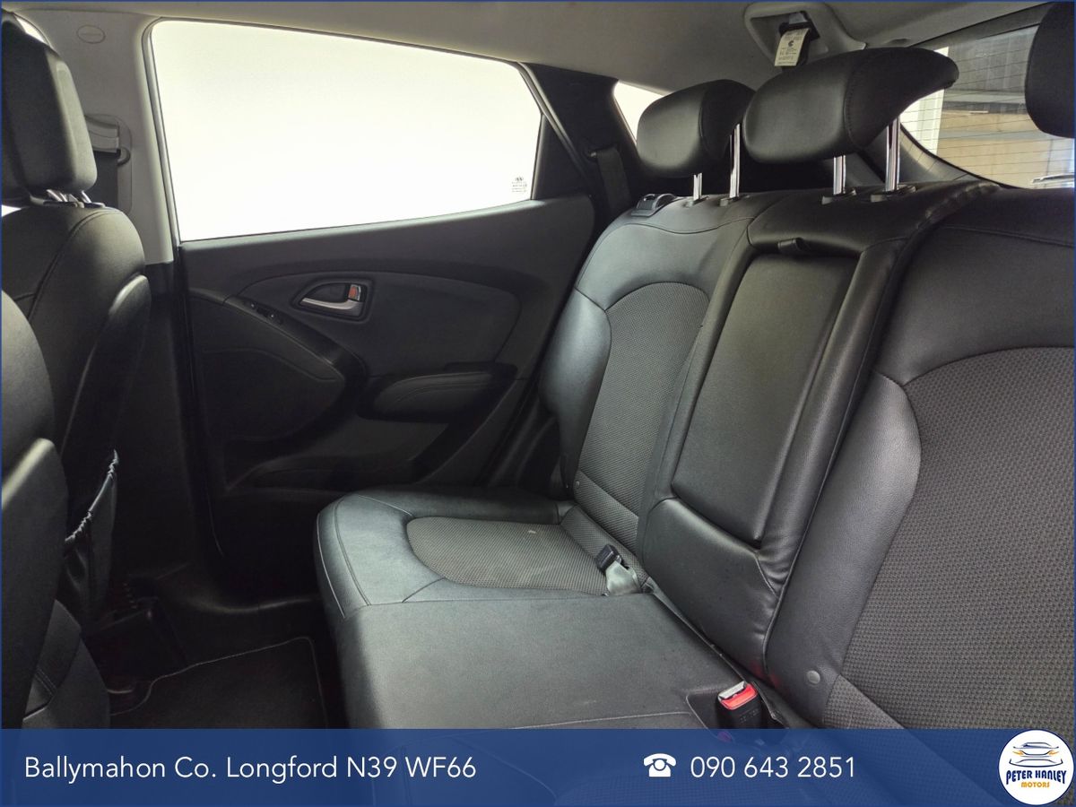 Hyundai ix35 2.0 Diesel Executive 4WD 136hp