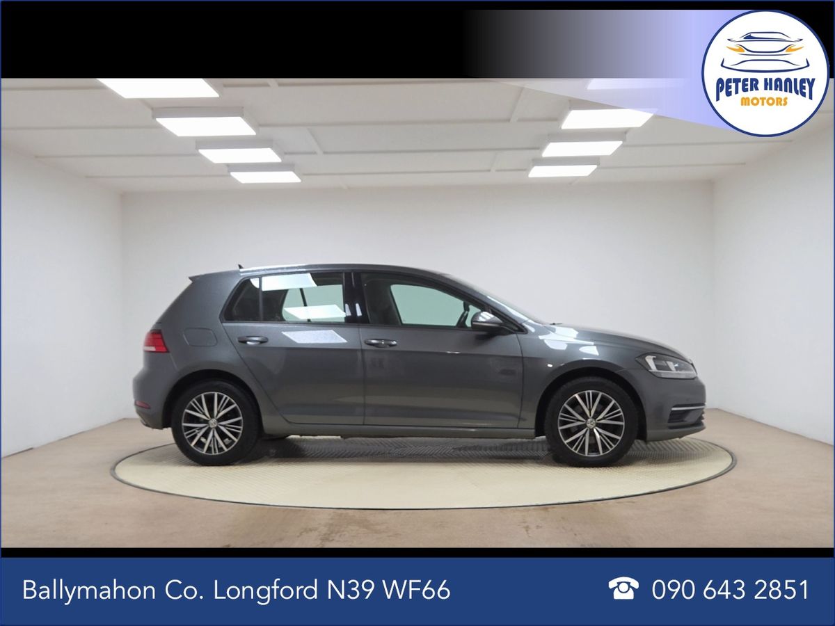 Volkswagen Golf Golf Se Navigation Tsi Bmt  SE Navigation  TSi 125 BlueMotion Start/Stop